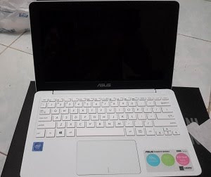 Spesifikasi ASUS E202S Notebook Harga 2 Jutaan - Bali-Developer